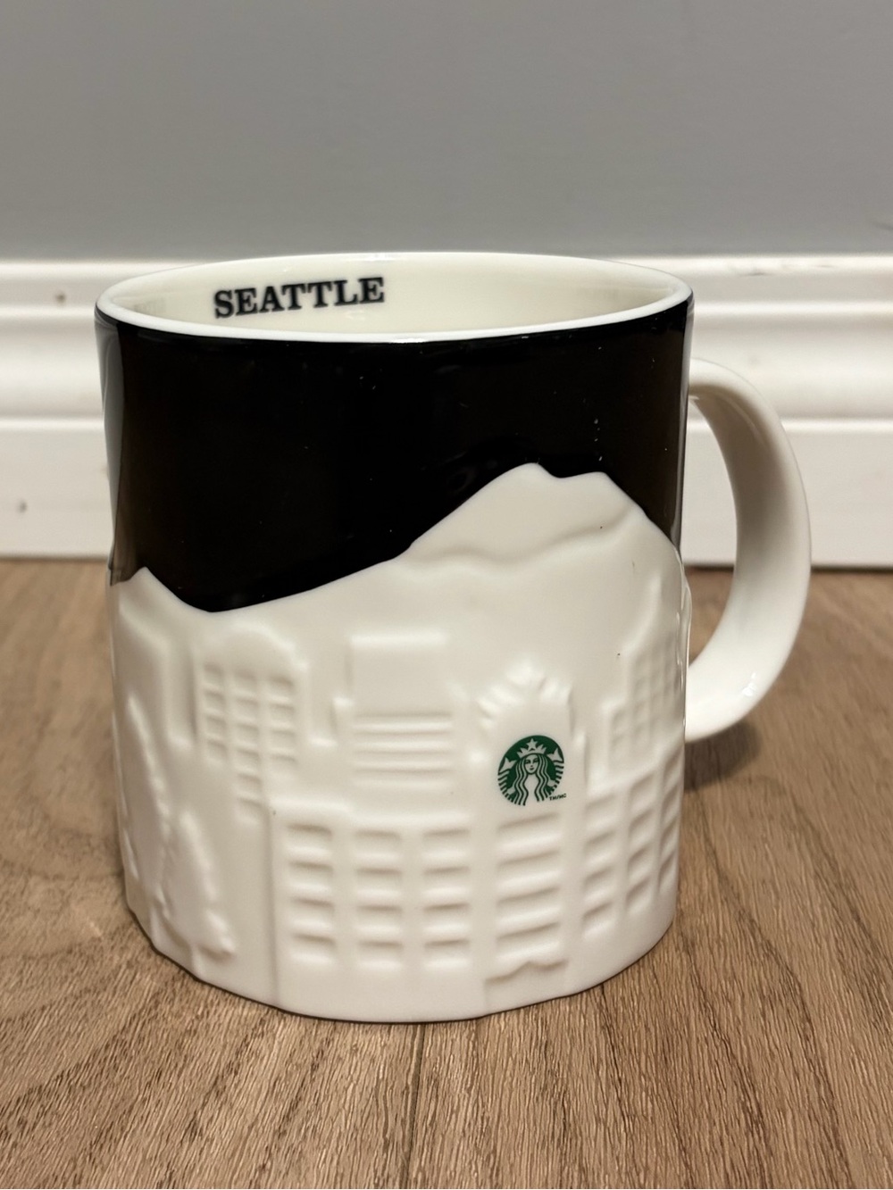 Starbucks 2012 Collector Series Seattle Relief Mug Ceramic Black White 16oz Rare
